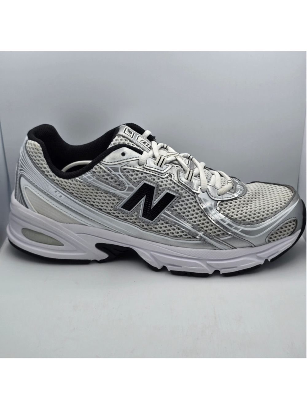 New Balance 740 Sneakers Mesh White Silver U740NW2 Men's 10 women's 11.5